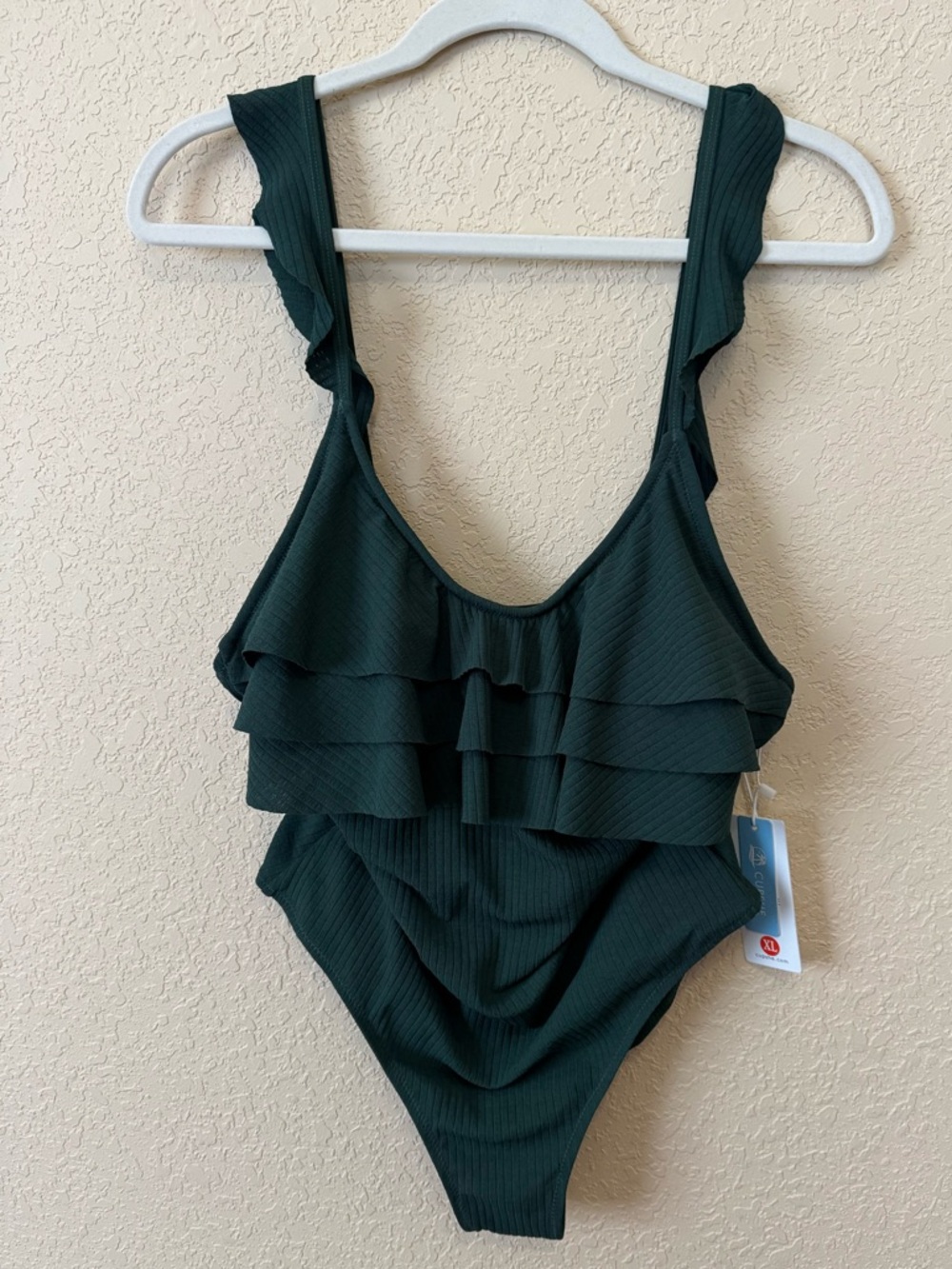 NWT Cupshe Women's Moss Green Ruffled One-Piece Swimsuit. Size XL